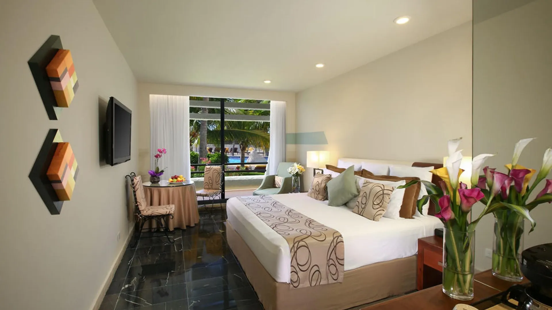 Grand Oasis Cancun 4*,