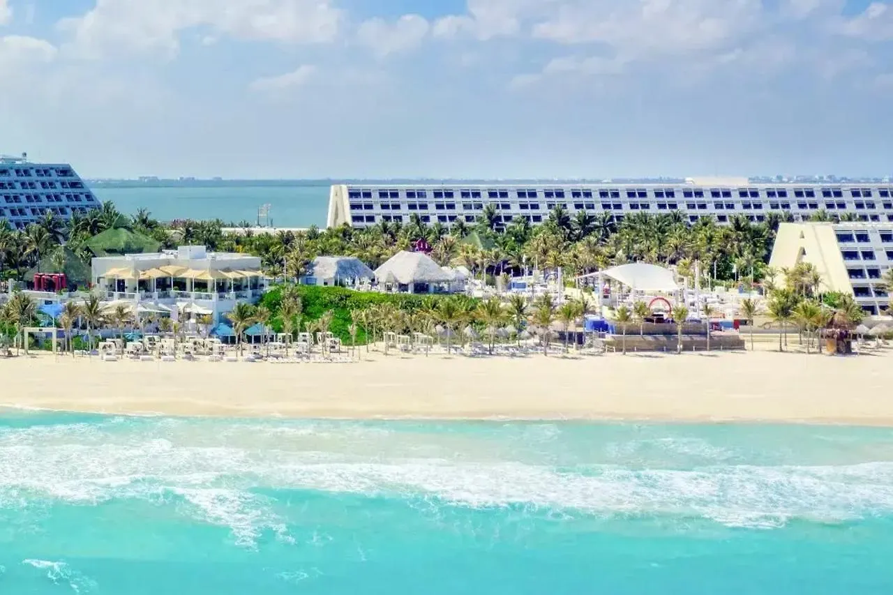 Grand Oasis Cancun 4*,