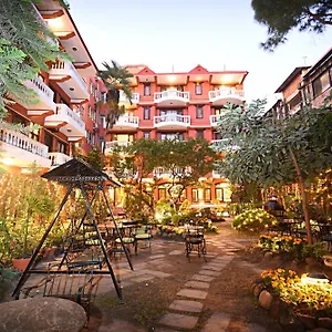 nirvana-garden-hotel.hotels-kathmandu.com/