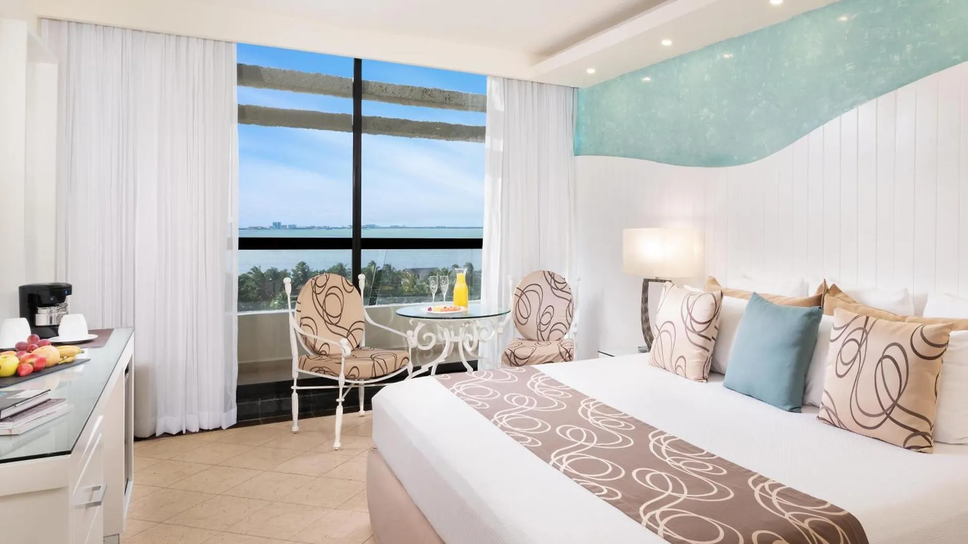 Grand Oasis Cancún 4*,